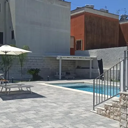 Jox House